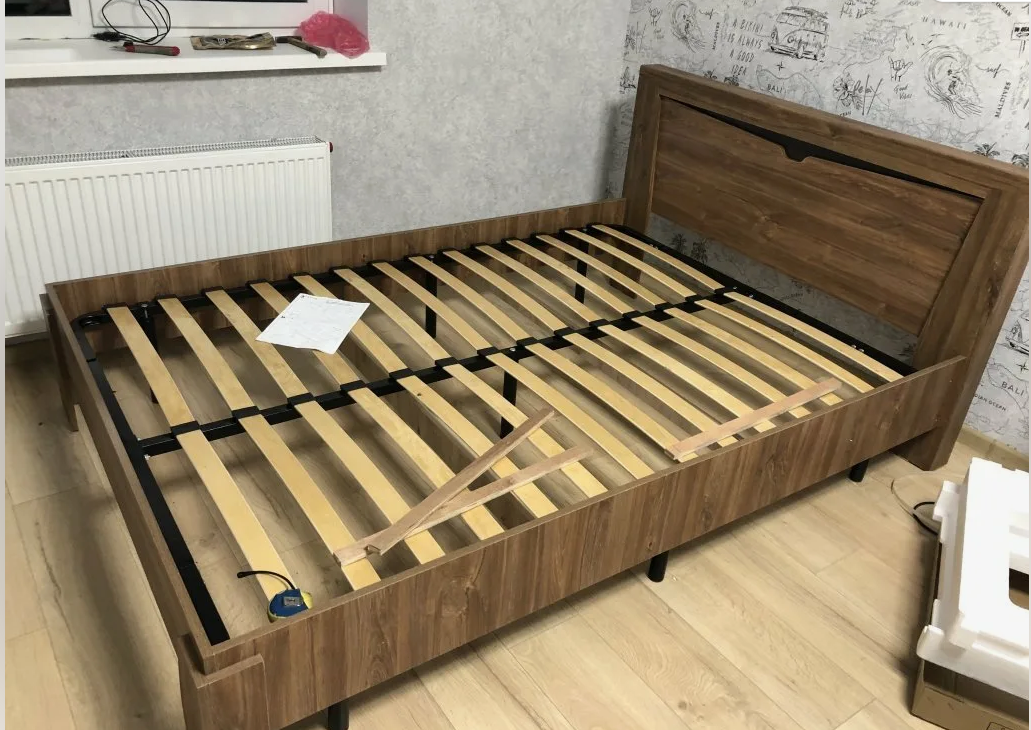 Самостоятельная сборка деревянной кровати